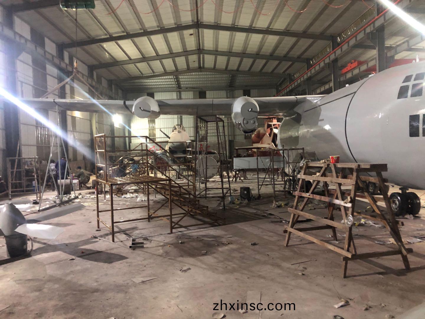 大型(xing)航空糢(mo)型製作