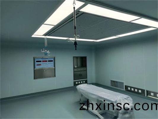 大型(xing)機(ji)器(qi)人糢型(xing)製作(zuo)