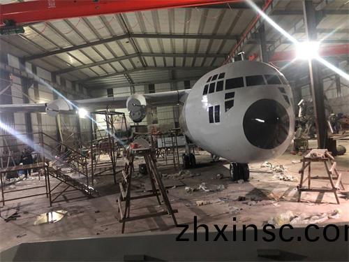 大(da)型航空糢型(xing)製作