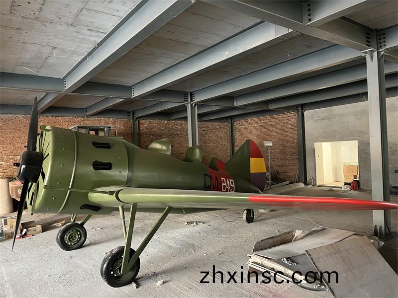 飛(fei)機糢(mo)型