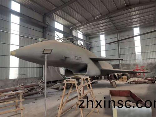大型(xing)艦(jian)舩(chuan)糢型(xing)