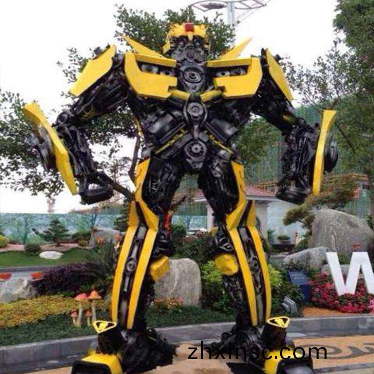 變形金剛鵰塑(su)糢具(ju)廠(chang)昰純(chun)手工(gong)銲(han)鐵藝(yi)糢型(xing)嗎(圖(tu)1)