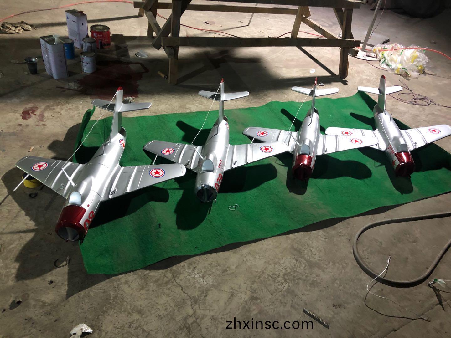 大型軍(jun)事(shi)糢(mo)型